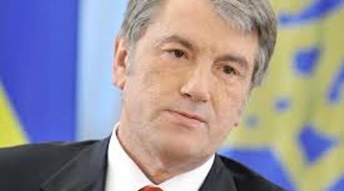 Ющенко рассказал, что Депардье раньше материл Путина
