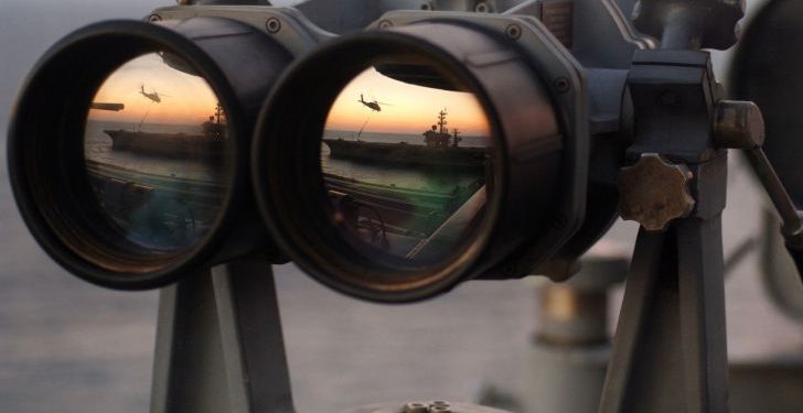 Российский военный корабль снова зафиксировали у берегов Латвии