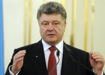 Порошенко выступил против возможности продолжить Минский процесс в 2016 году