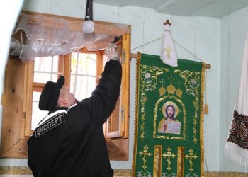 Преступники обокрали храм в Ровно