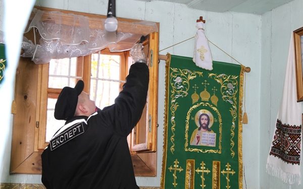 Преступники обокрали храм в Ровно
