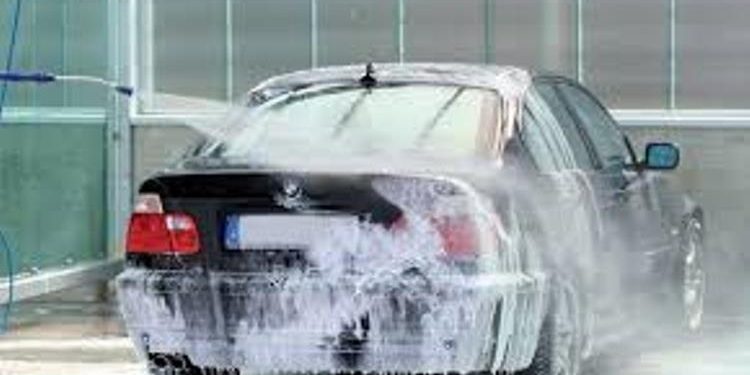 Сотрудник автомойки в Черкассах угнал авто у клиента