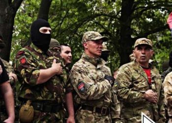 «Правосеки» присоединятся к блокаде Крыма