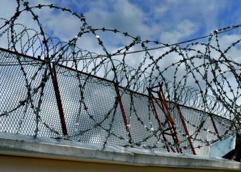 Женщина, выдавшая замуж малолетнюю дочь, осуждена в Душанбе на 28 лет