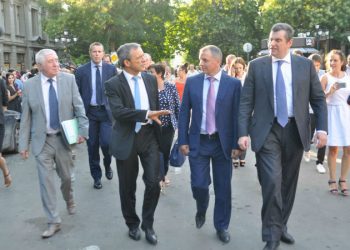 Из-за визиты в Крым Украина собирается судить французских депутатов