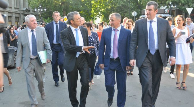 Из-за визиты в Крым Украина собирается судить французских депутатов