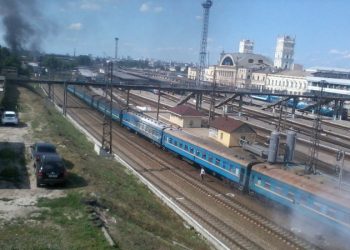 Харьков в дыму: пожар случился в районе Южного вокзала