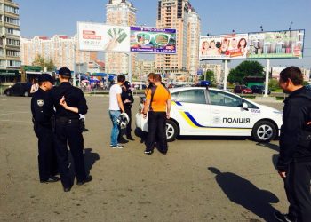 Оперуполномоченный пытался продать украденный им шлем