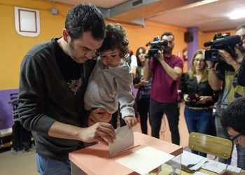 В Каталонии начались выборы в местный парламент