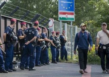 Венгрия собирается построить стену на границе с Румынией из-за беженцев