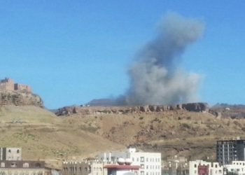 Взрыв прогремел в мечети столицы Йемена во время праздничной молитвы