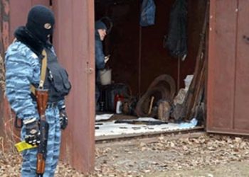 В Счастье оперативники нашли и изъяли оружие из гаража