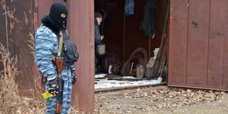В Счастье оперативники нашли и изъяли оружие из гаража