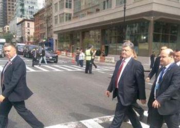 Пробки в Нью-Йорке помешали Порошенко передвигаться на машине