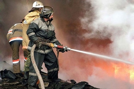Под Оренбургом горел дом престарелых: эвакуировано 300 человек