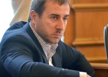 Депутат от РП «забыл» о квартире в Париже