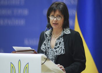 Яресько заявила о нехватке денег от ЕС и США