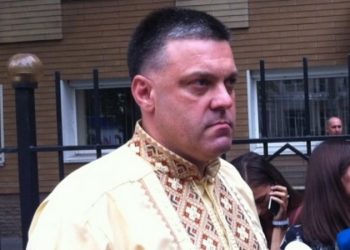 Тягнибок пришел на допрос в следственное управление МВД
