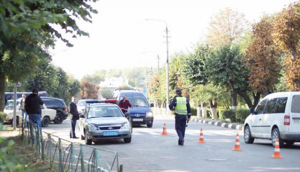 В Черновицкой области автозак сбил школьницу