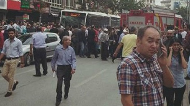 В Турции автобус врезался в толпу