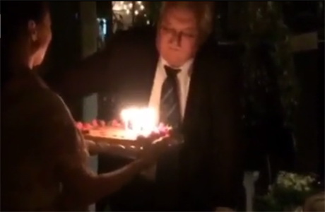 Президент Чехии отпраздновал свое 71-летие в Нью-Йорке в русском ресторане