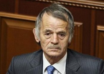 Джемилеву начали предлагать взятки