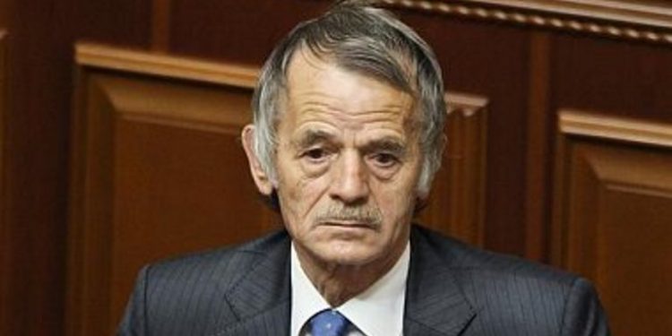 Джемилеву начали предлагать взятки