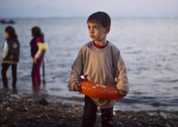 Сирийских детей в Греции разместили в тюрьмах
