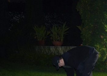 Взрыв во дворе дома Кивалова оперативники расценили как хулиганство