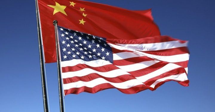 Китай обвинил США в военном вторжении