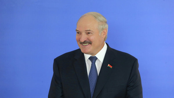 Путин поздравил Лукашенко с победой на выборах