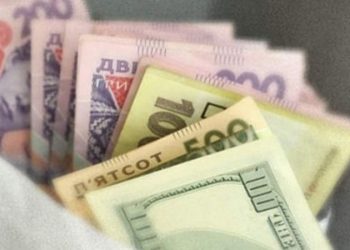 Неизвестные в Ровенской области украли деньги для выплаты пенсий