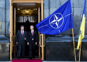 СМИ: НАТО поможет Украине восстановить контроль над воздушным пространством