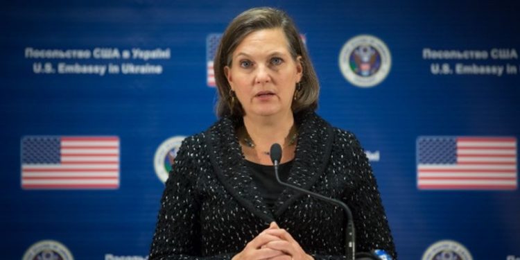 Пока Крым не вернется в состав Украины, санкции не снимут, - Нуланд