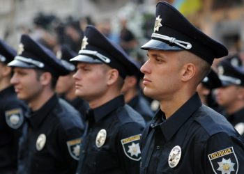 Во Львове стреляли в полицейских