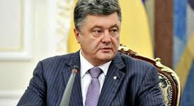 Украина планирует вернуть сначала Донбасс, а потом Крым, - Порошенко