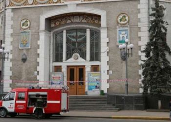 В Ровно мужчина пытался взорвать гранаты на железнодорожном вокзале
