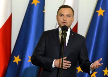 Глава Польши боится эпидемий из-за прибытия беженцев