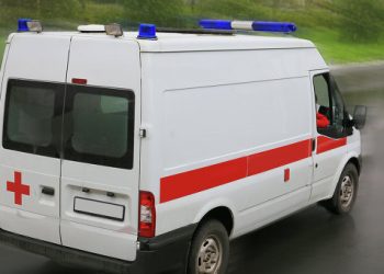 Трое детей утонули в авто, которое скатилась в водоем в Забайкалье
