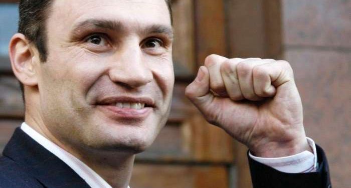 Кличко победил на выборах, - результаты экзит-полов