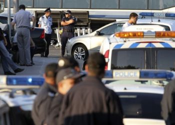 СМИ: В Болгарии не нашли бомбу на борту экстренно севшего самолета