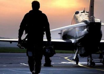 ВВС Британии перехватили над Атлантикой российские Ту-160