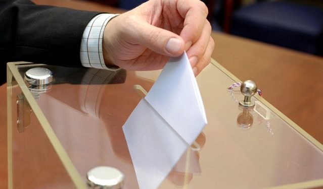 В Киеве наблюдатели зафиксировали случаи уничтожения бюллетеней