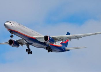 Самолеты РФ облетают территорию Украины