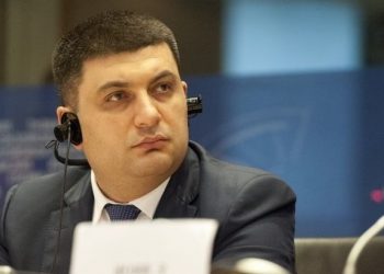 Гройсман зовет Яресько и Яценюка на заседание бюджетного комитета