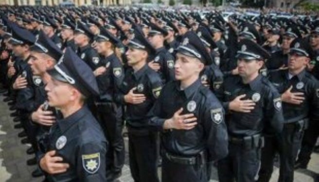 Глава Нацполиции пообещала проверить Паскала
