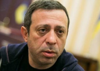 Геннадий Корбан проголосует дома