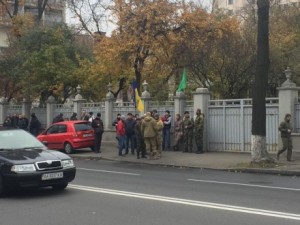 Сторонники «УКРОПа» двинулись в следственный изолятор СБУ
