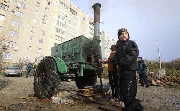 Укрэнерго отложило возобновление электроснабжения Крыма, - СМИ