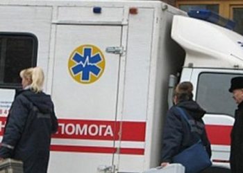 Пять человек отравились во Львове угарным газом